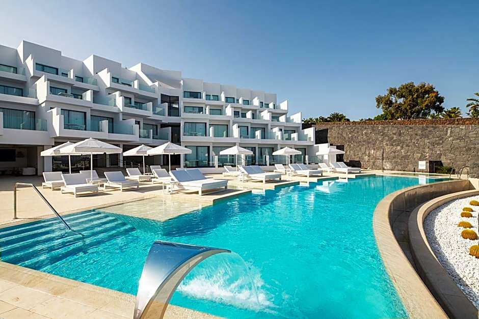 Royal Marina Suites Boutique Hotel