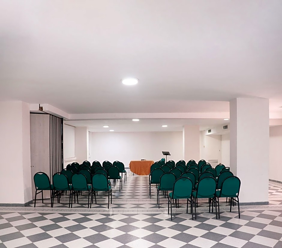 Hotel Ayenda Casa Ballesteros 1318