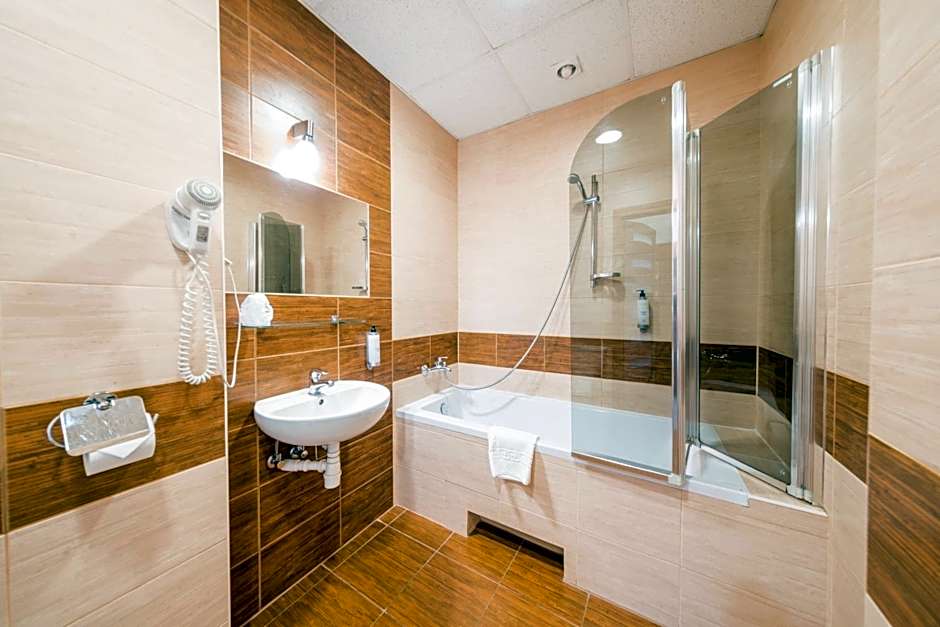 Hotel Lothus