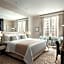 Prince de Galles, a Luxury Collection hotel, Paris