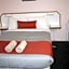 Bradman Motor Inn