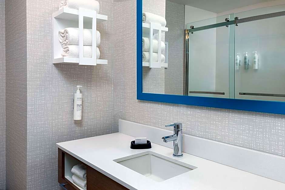 Hampton Inn By Hilton Boston Bedford Burlington