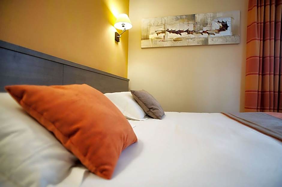 Brit Hotel Le Surcouf