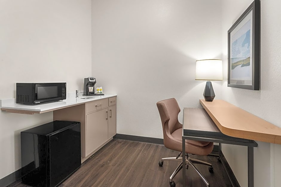 Holiday Inn & Suites Bothell an IHG Hotel