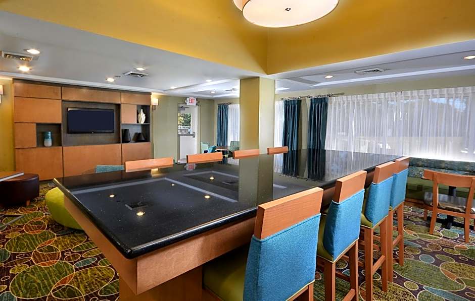 Holiday Inn Express Hotel & Suites High Point South By IHG