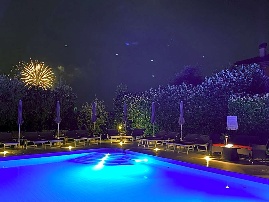 Hotel Villa Ca' Nova ***S