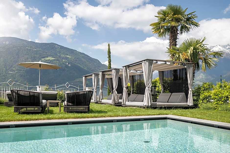 Small & Beautiful Hotel Gnaid