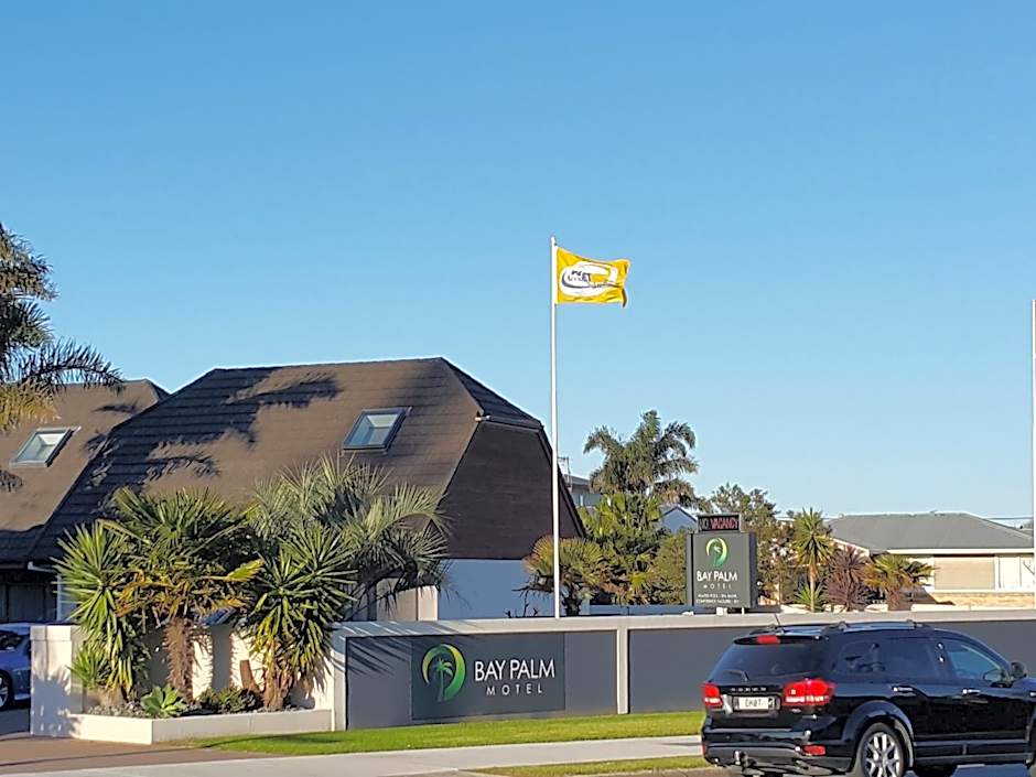 Bay Palm Motel