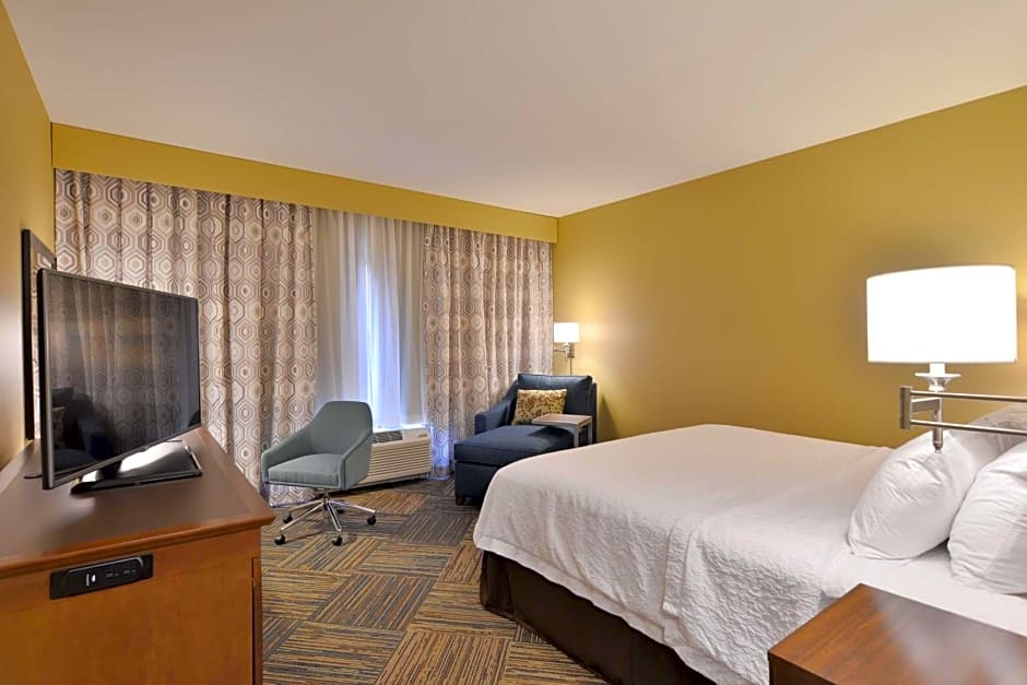 Hampton Inn By Hilton & Suites Chippewa Falls