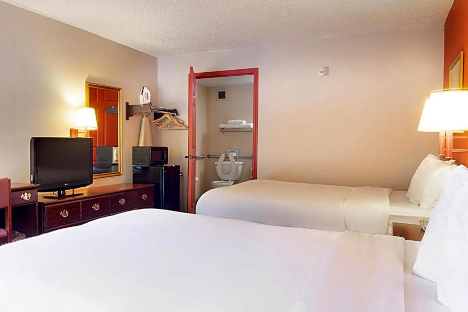 Days Inn by Wyndham Adairsville