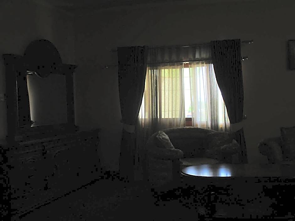 Imperial Royale Hotel