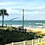 Ocean Breeze - Ocean Front at Symphony Beach Club!