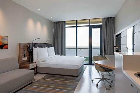 Studio Apartment with Sea View