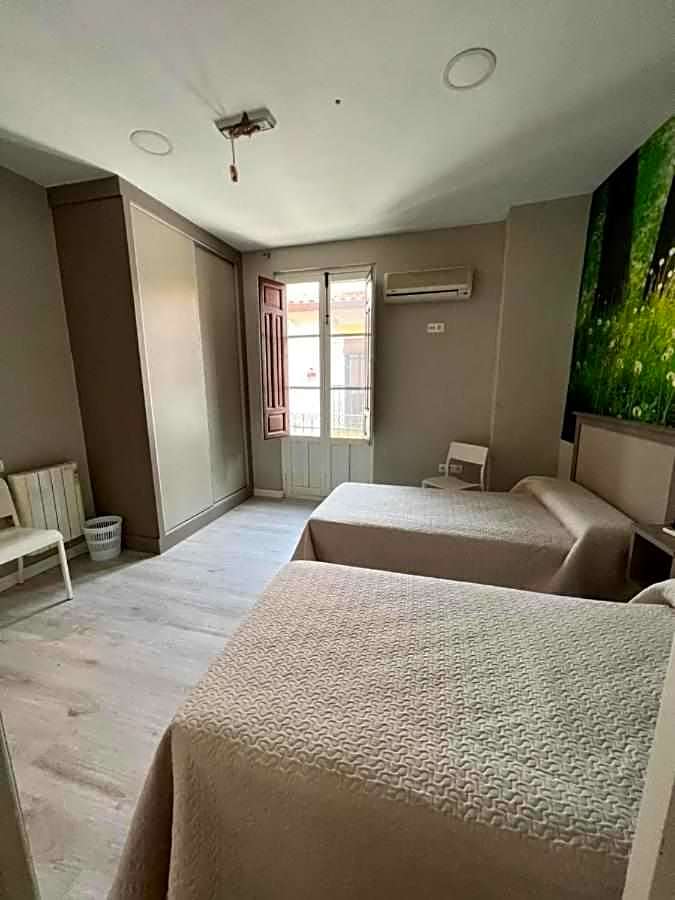 Hostal Viena Plaza Nueva