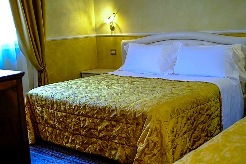 Photo 1 of 4 of Triple Room