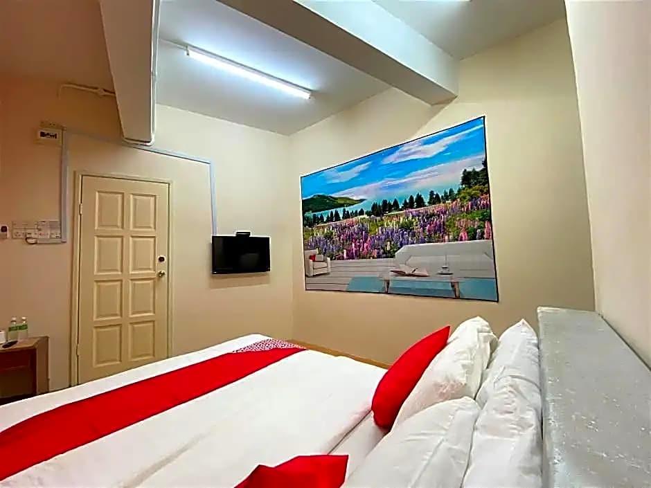 B-Hotel