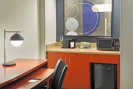 Suite, 1 King, Sofa bed