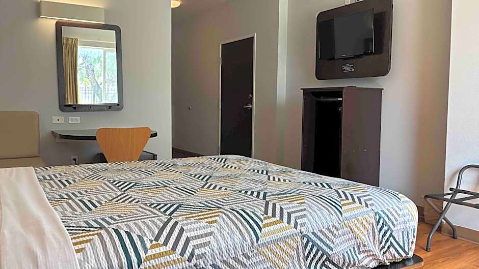 Motel 6-Weslaco, TX