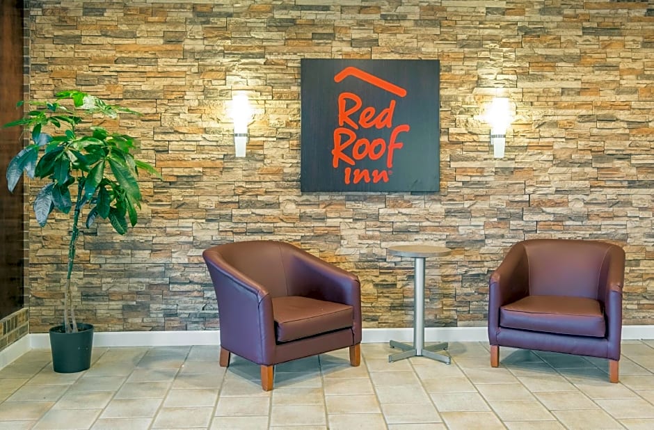 Red Roof Inn & Suite Wyhteville