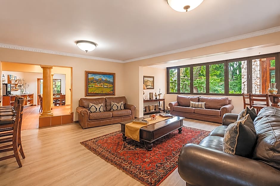 Sunward Park Guest House