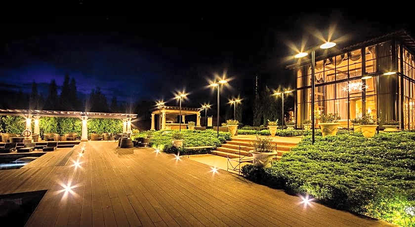 Town Square Suite by Toscana Valley