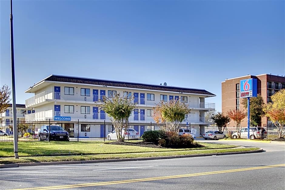 Motel 6 Capitol Heights, MD - Washington