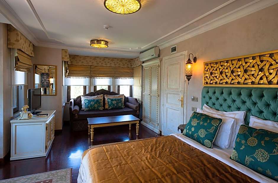 Photo 1 of 3 of Suite