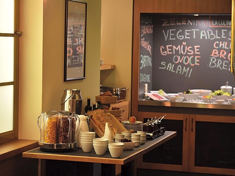 EA Hotel Royal Esprit