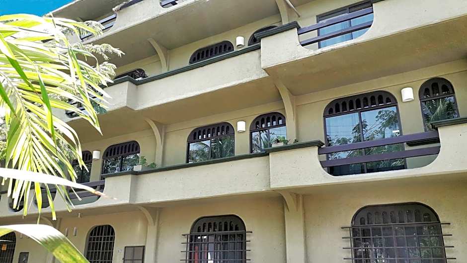 Solimar Inn Suites