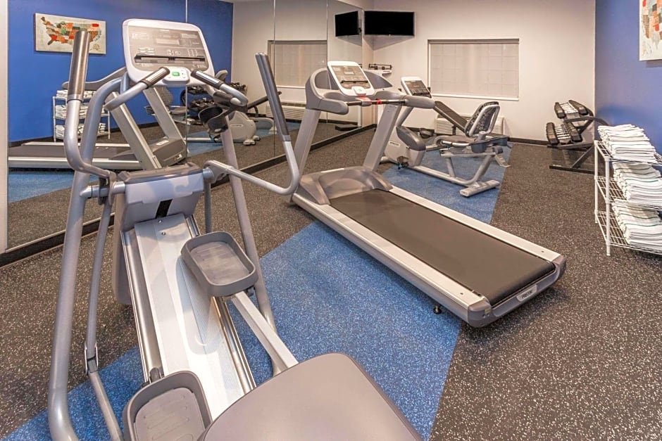 Microtel Inn & Suites by Wyndham West Fargo Near Medical Center