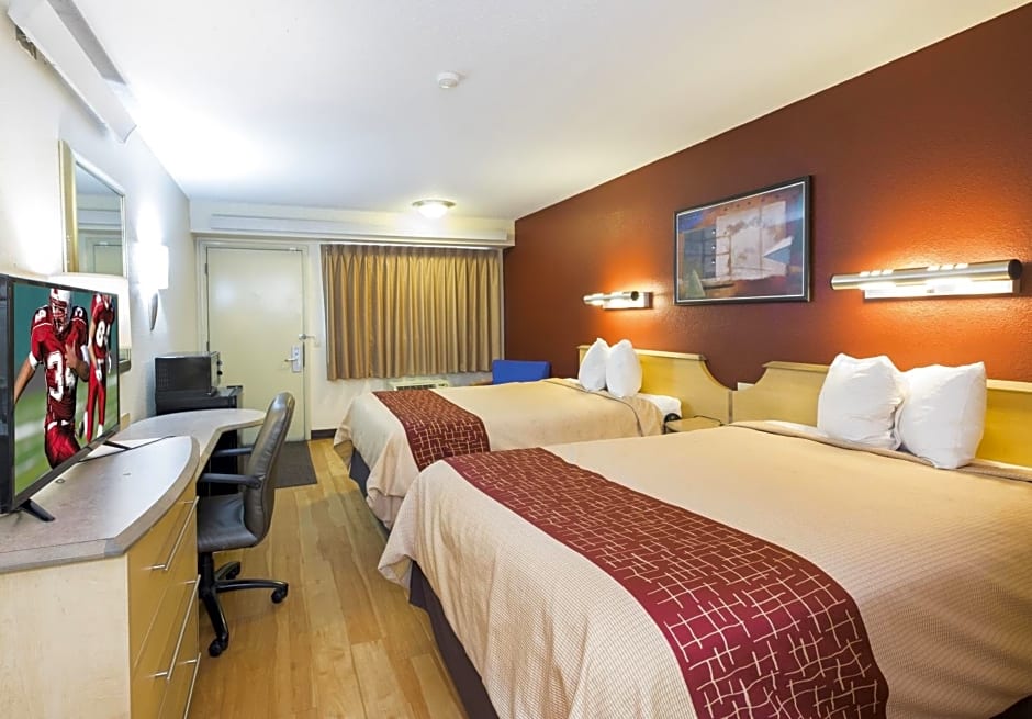 Red Roof Inn Cincinnati - Sharonville