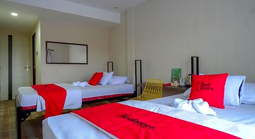 RedDoorz Syariah @ Jalan Jenderal Sudirman Palopo