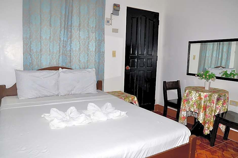 Nanette's Tourist Inn