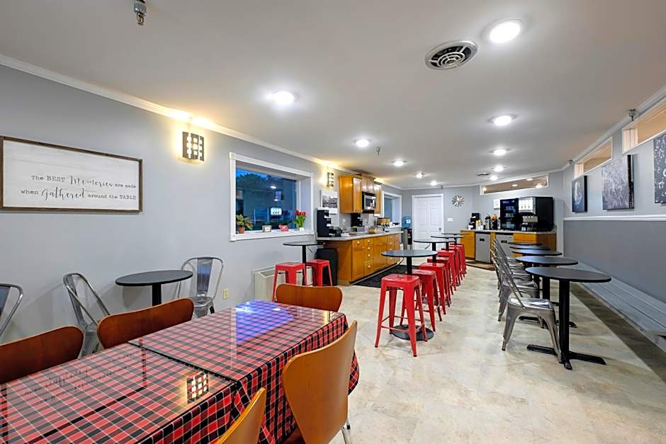 Red Roof Inn & Suites Herkimer