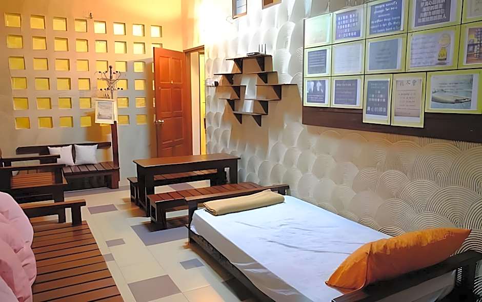 TNT Novelty Vacation House