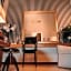 De La Pace- Sure Hotel Collection by Best Western
