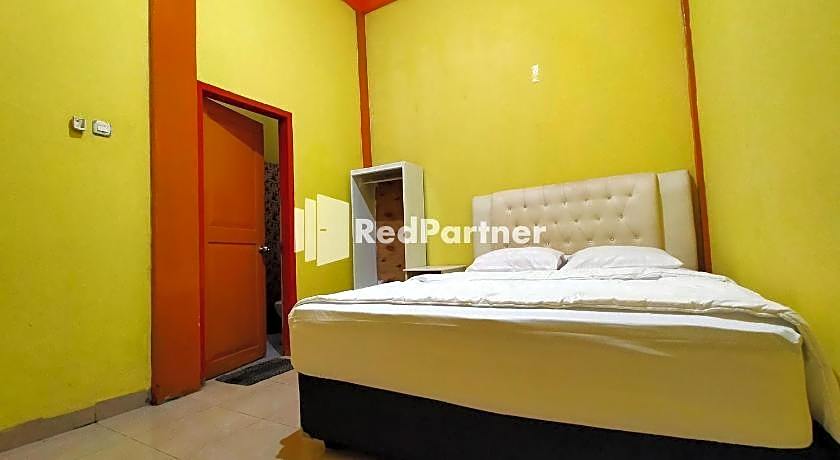Hotel Hing Amimah near Bau Bau Port RedPartner