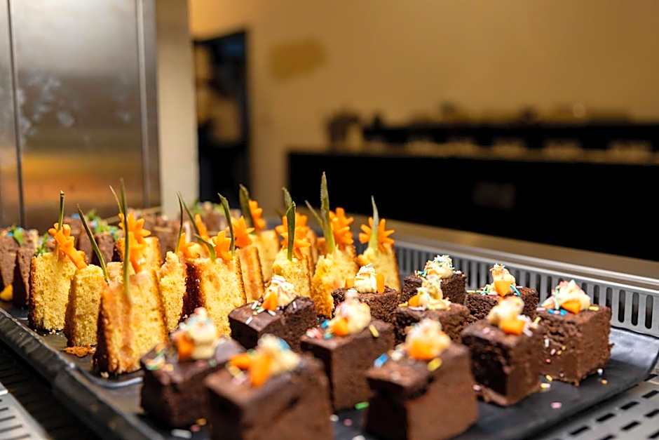 Palms by Eagles Airport City, Formerly Holiday Inn