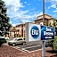 Best Western Douglas Inn & Suites