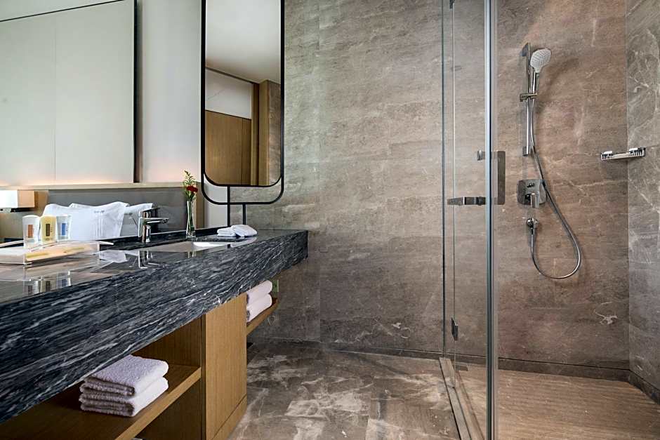 Holiday Inn Zhengzhou Riverside By IHG