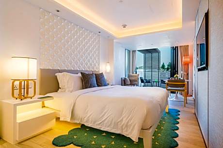 Deluxe Double Terrace