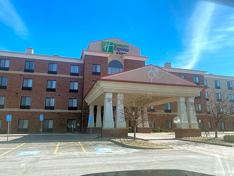 Holiday Inn Express And Suites Detroit North-Troy