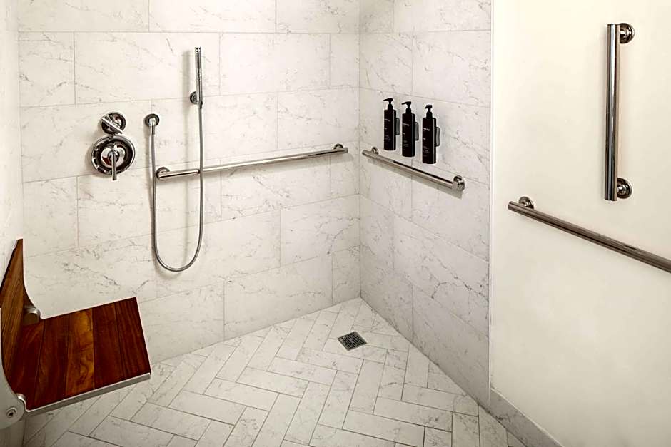 Casa Marina Key West, Curio Collection by Hilton