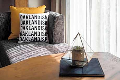 Room, 2 Queen Beds, City View
