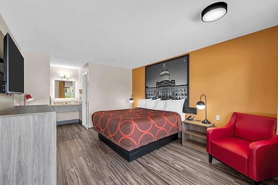 Super 8 by Wyndham Siloam Springs