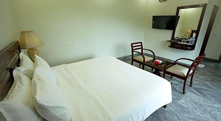HOTEL NOVA