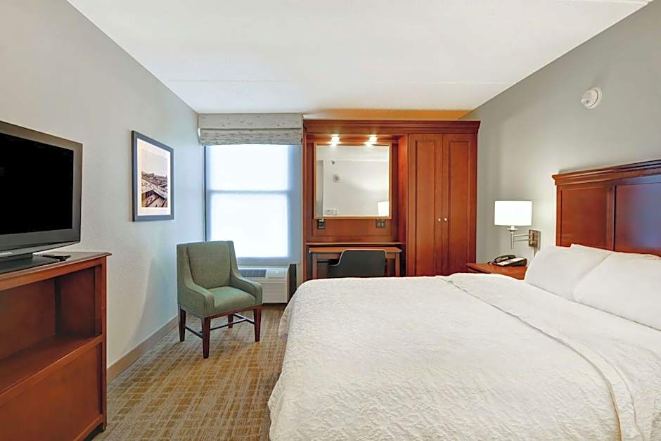 Hampton Inn By Hilton Detroit/Madison Heights/South Troy