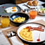 SORO Montevideo, Curio Collection by Hilton