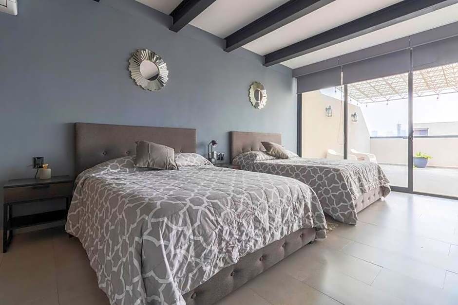1PH Hidden gem in Centro Fits 10 private terrace