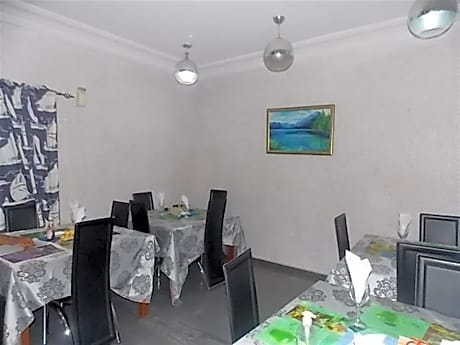 De Next Centre Resort Limited